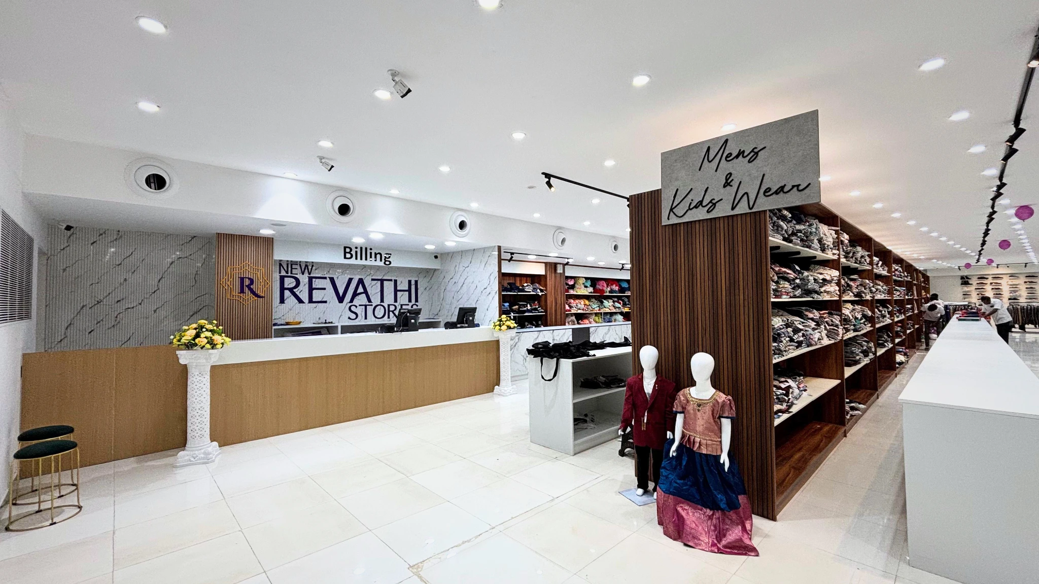 new-revathi-stores-billing-mens-kids-wear-section-interior-in-prembur-chennai-done-by-eps-interior-industries