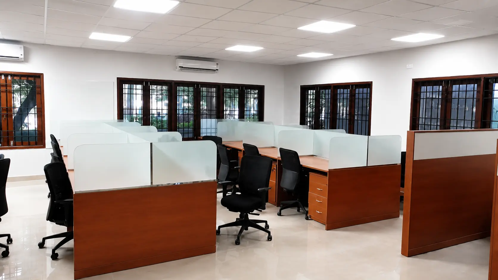modern-office-workstations-floor-interiors-oragadam