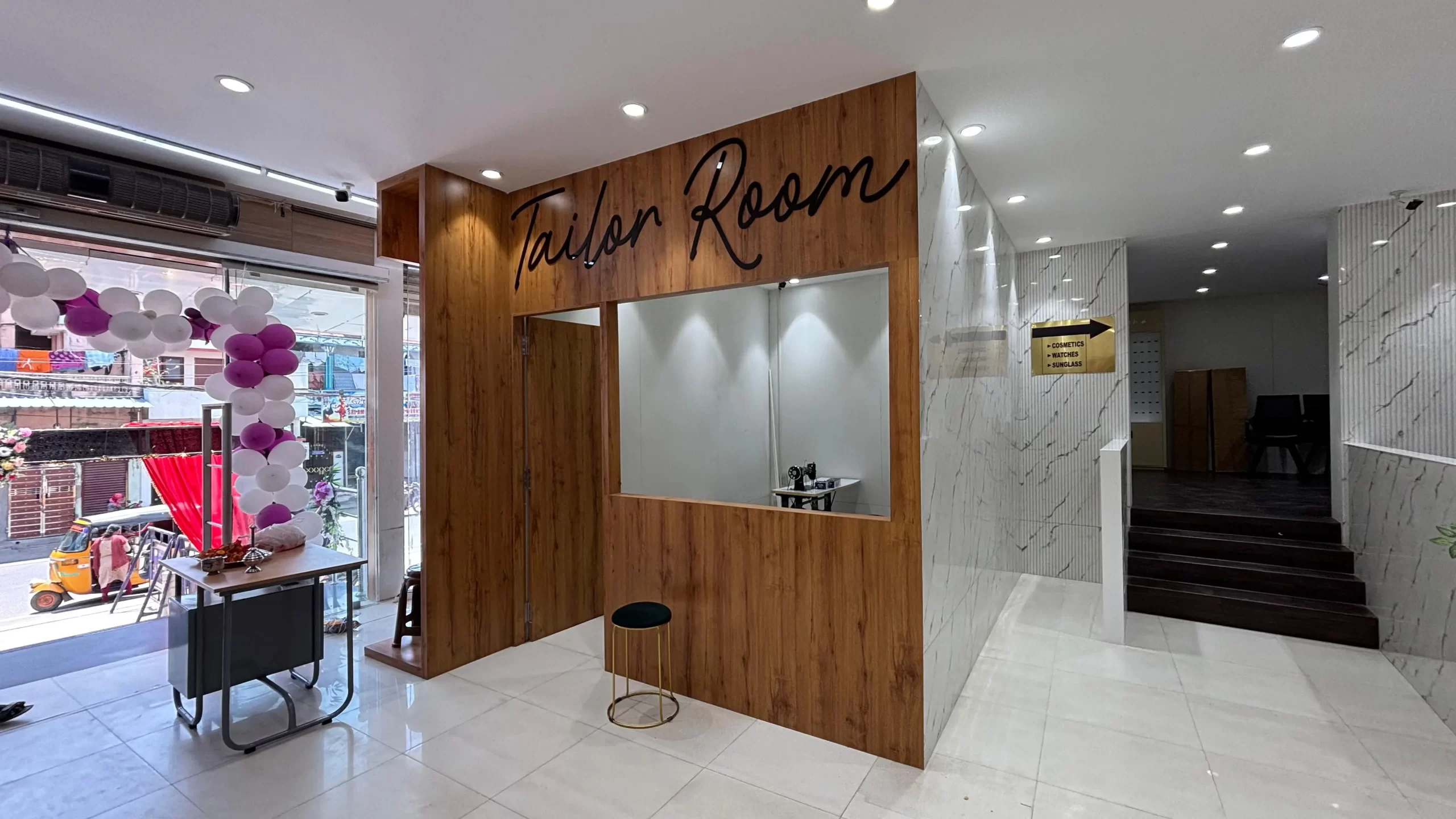 revathi-store-trial-room-interior-done-by-eps-interior-industries