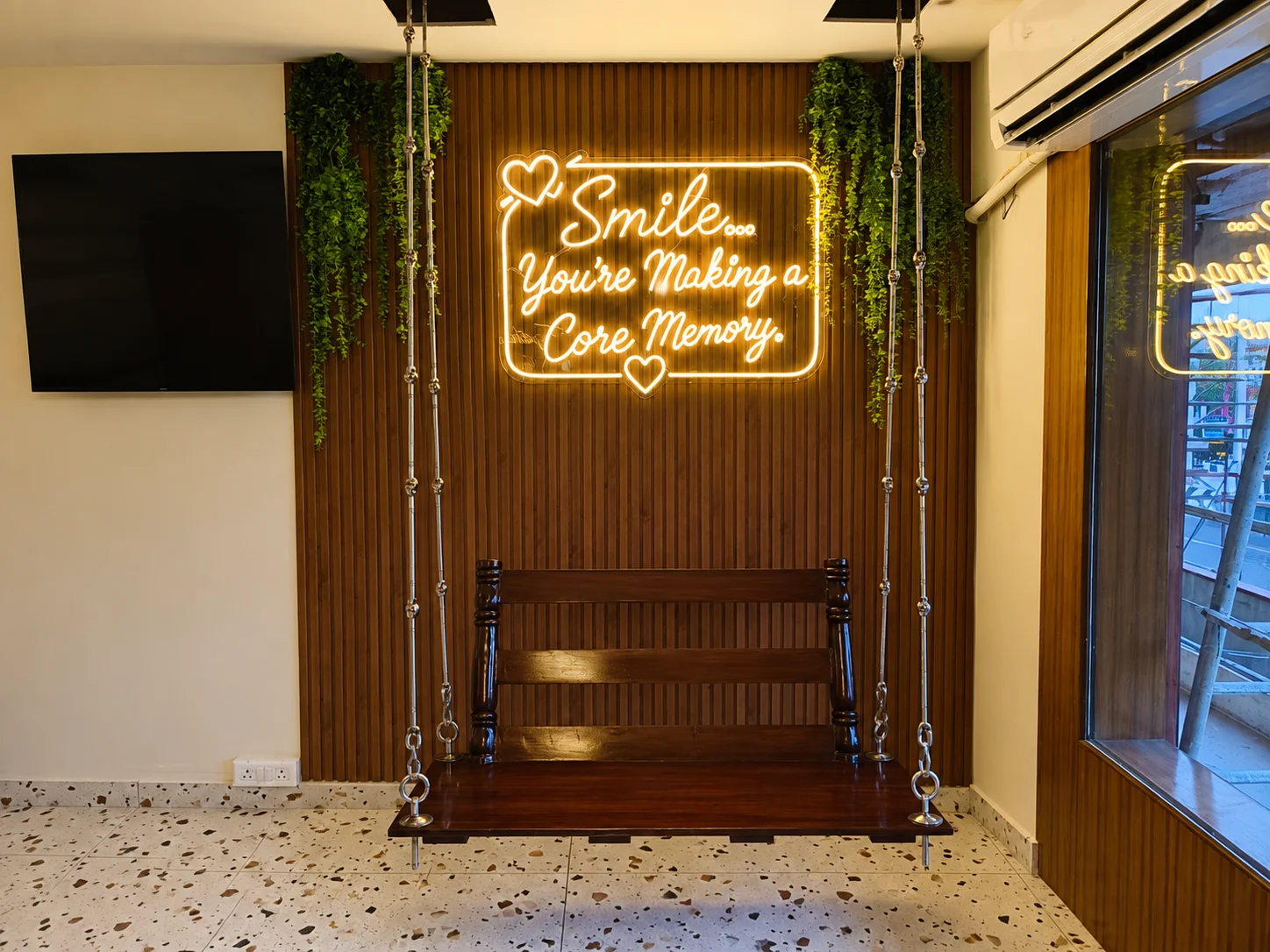 premium-ice-cream-store-selfie-booth-chennai