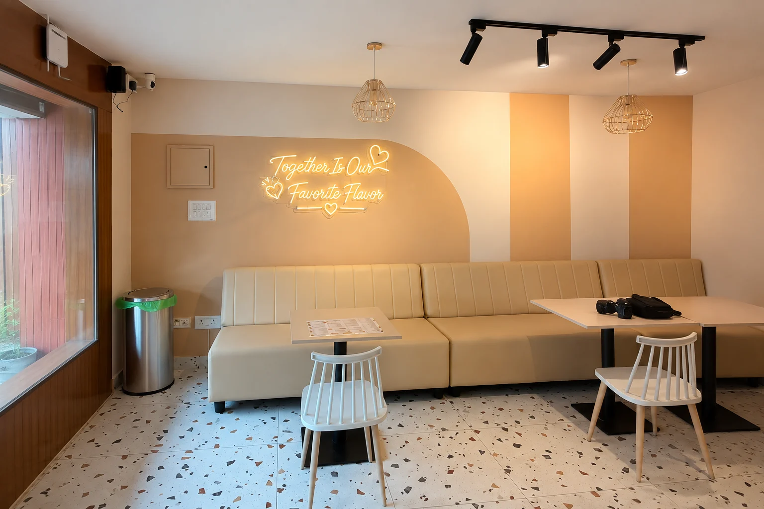 premium-ice-cream-store-waiting-area-chennai
